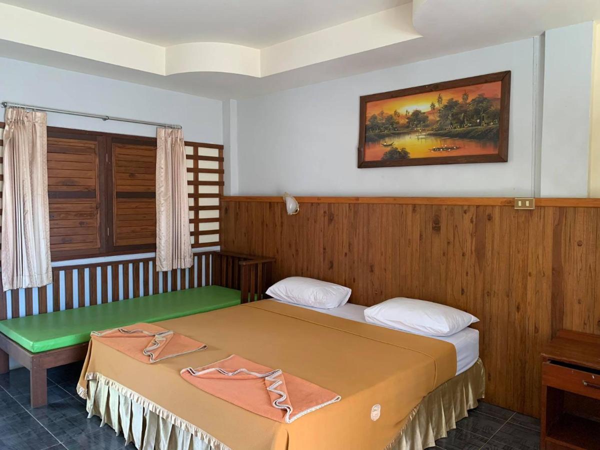 Rattana Guesthouse & Bungalow Чавенг Экстерьер фото