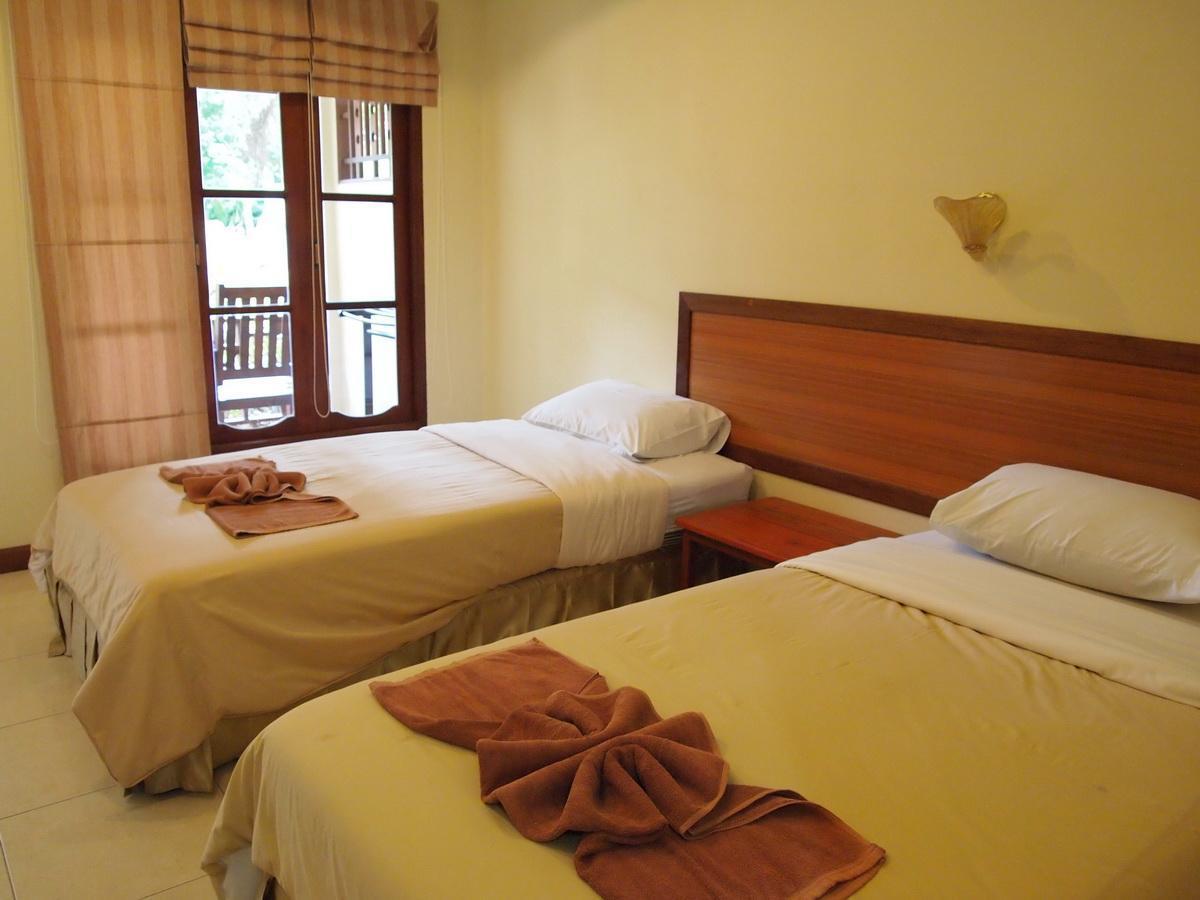 Rattana Guesthouse & Bungalow Чавенг Экстерьер фото